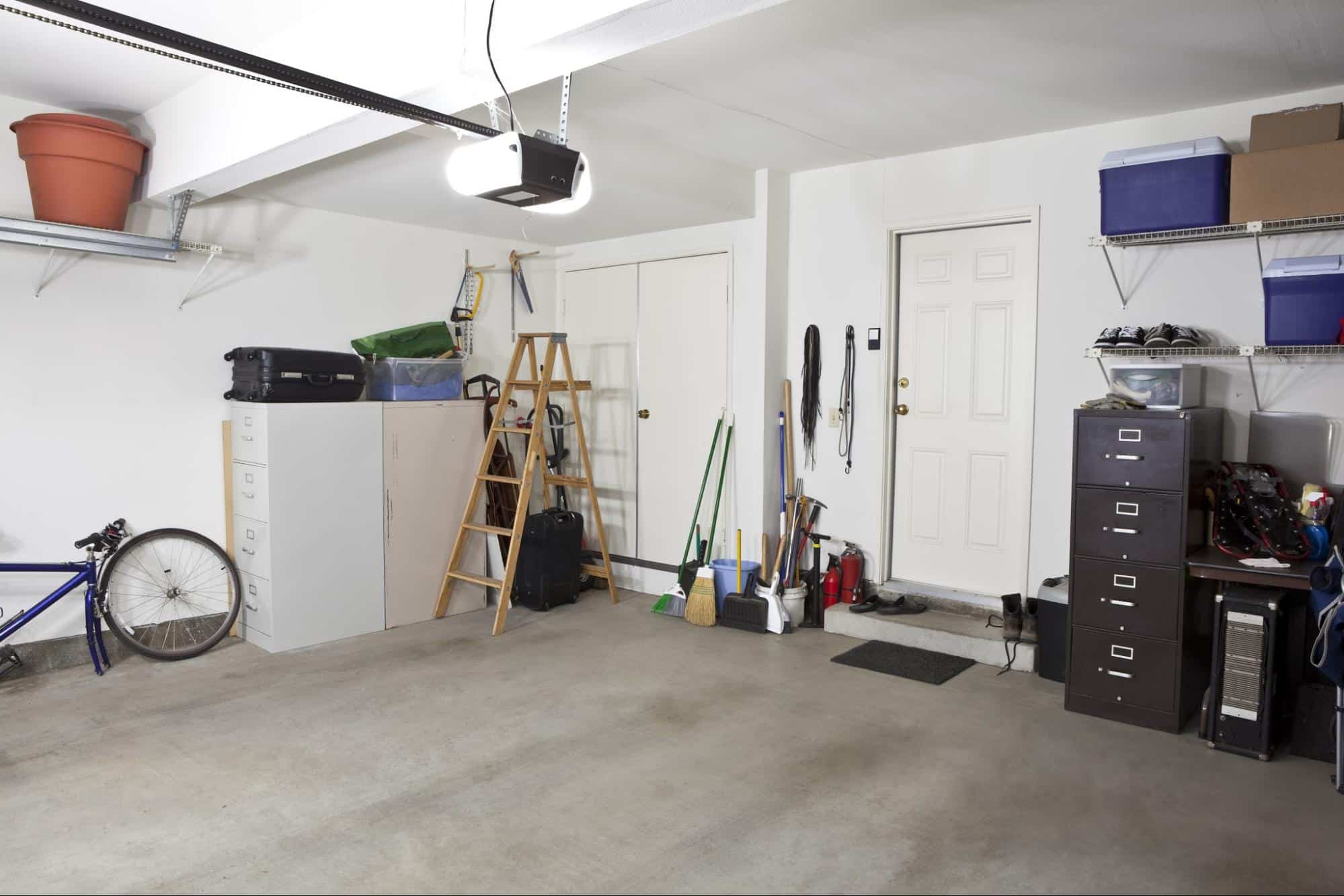 Top 5 Spring Cleaning Tips to Keep Pests Away